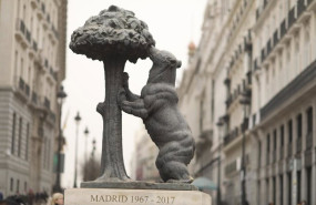 ep archivo   estatua del oso y el madrono de la puerta del sol a 15 de marzo de 2022