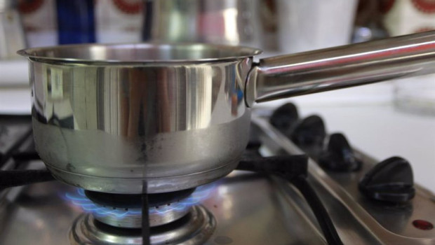 ep archivo   gas cocina de gas llamas llama fuego fogon fogones gas natural olla ollas utensilios de