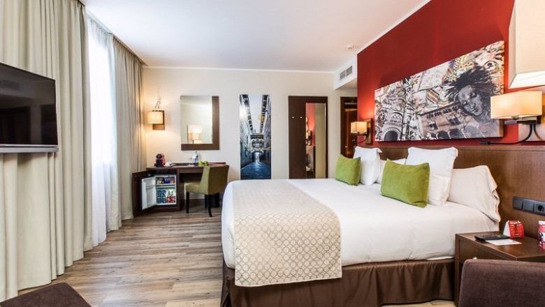 Archivo - Habitación renovada de Leonardo Hotel Barcelona Gran Vía. | LEONARDO HOTELS - Archivo ep archivo habitacion renovada de leonardo hotel barcelona gran via