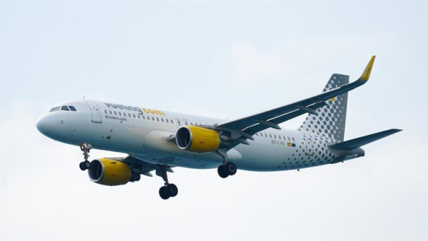 ep archivo   un avion de vueling 20251107144202