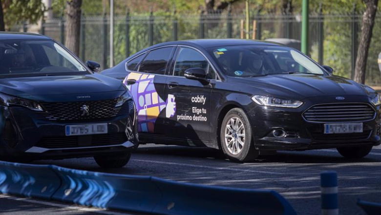 ep archivo   un vtc circulando por sevilla