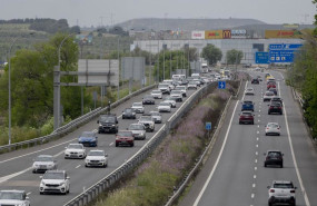 ep archivo   vehiculos circulando en la autovia a3
