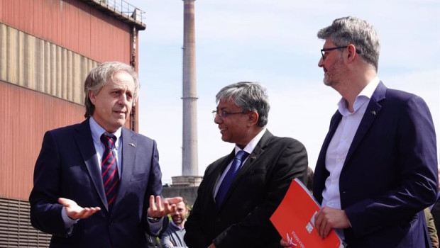 ep de izda a dcha el presidente de arcelormittal en espana jose manuel arias el ceo de arcelormittal ep de izda a dcha el presidente de arcelormittal en espana jose manuel arias el ceo de arcelormittal