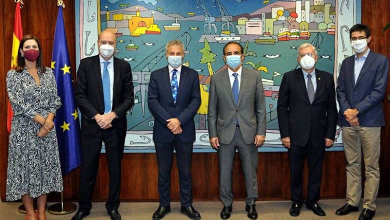 El presidente del Colegio de Ingenieros de Caminos, Canales y Puertos, Miguel Ángel Carrillo, y el presidente de Puertos del Estado, Francisco Toledo | PUERTOS DEL ESTADO ep el presidente del colegio de ingenieros de caminos canales y puertos miguel angel carrillo y el