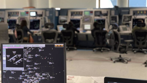 ep enaire refuerza la plantilla de controladores en prevision de un verano record de vuelos