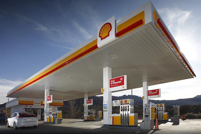 Shell gana un 25% menos en el primer semestre por la caída del precio del crudo