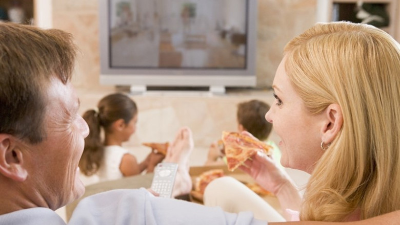 ep familia viendotelevision comer comiendo