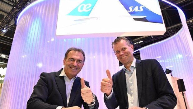 ep firma del acuerdo de codigo compartido entre air europa y sas