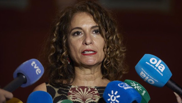 ep la ministra de hacienda maria jesus montero atiende a los medios de comunicacion