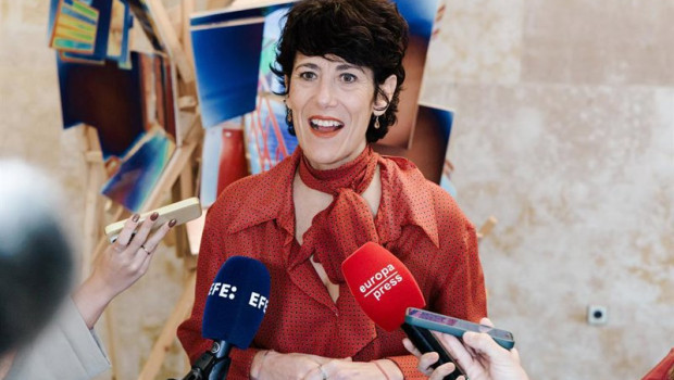 ep la ministra de inclusion seguridad social y migraciones elma saiz atiende a los medios de 20251017113304