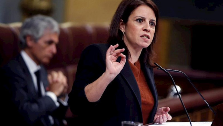 La portavoz socialista, Adriana Lastra, interviene en el pleno celebrado este jueves en el Congreso | Pool ep la portavoz socialista adriana lastra interviene en el pleno celebrado este jueves en el congreso