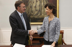 ep maria jose de la fuente presidenta del tribunal de cuentas y jose angel martinez sanchiz