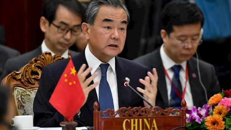 ep wang yi habla en una reunion de ministros de asean en vientian la capital de laos