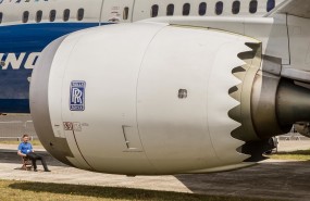 Rolls-Royce Trent 1000 jet engine on Boeing 787 aircraft Rolls-Royce Trent 1000 jet engine on Boeing 787 aircraft