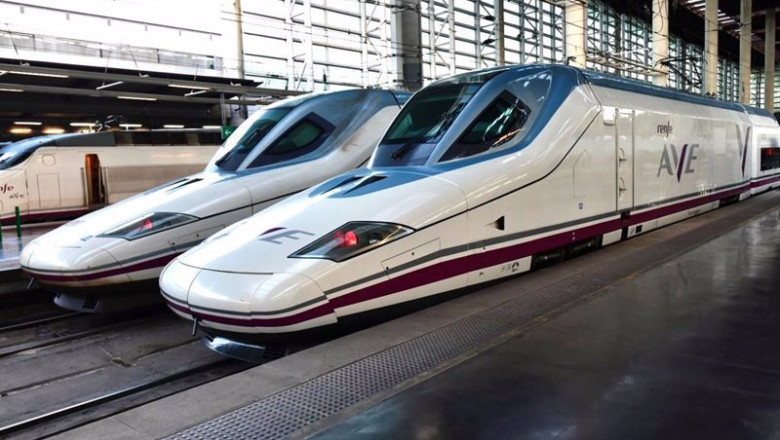 ep archivo ave de renfe ep archivo ave de renfe