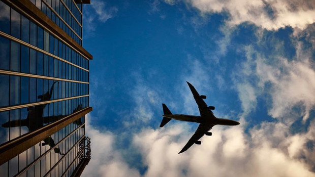 ep archivo   avion volando 20260309170303