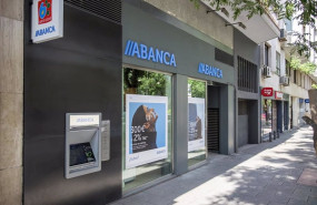 ep archivo   exterior de una de las oficinas de targobank en madrid ya con la rotulacion de abanca