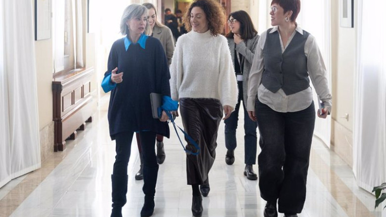 ep archivo la diputada de sumar aina vidal c y la portavoz de comproms en el congreso agueda mico ep archivo la diputada de sumar aina vidal c y la portavoz de comproms en el congreso agueda mico