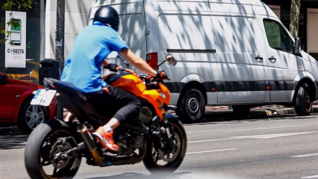 ep archivo   un hombre circula en su moto por una calle de madrid
