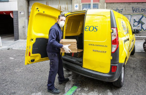 ep archivo   un repartidor de correos