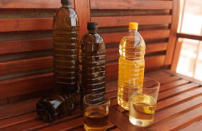 ep botellas y vasos de aceite de oliva y de girasol ep botellas y vasos de aceite de oliva y de girasol