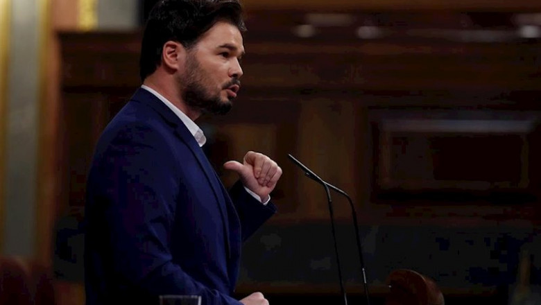El diputado de ERC, Gabriel Rufián, durante su intervención en el pleno del Congreso este miércoles donde se autorizará otra prórroga del estado de alarma solicitada por el Gobierno. | Pool ep el diputado de erc gabriel rufian durante su intervencion en el pleno del congreso este miercoles