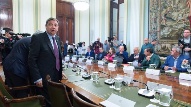 ep el ministro de agricultura luis planas i se reune con las organizaciones profesionales agrarias
