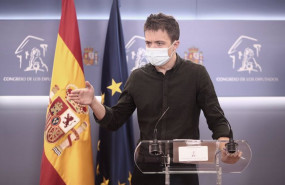 ep el portavoz de mas pais-equo en el congreso inigo errejon responde a los medios en una rueda de