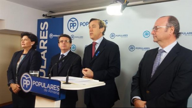 ep hernando pp en ruedaprensaalmeria