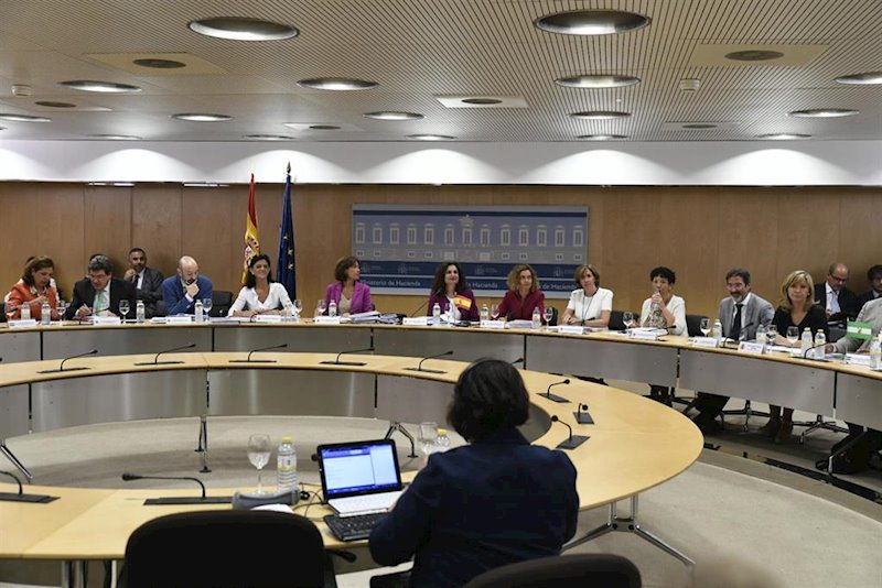 ep imagen de la ultima reunion del consejo de politica fiscal y financiera en 2018