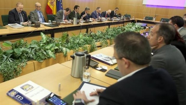 ep interiorsindicatos policiales lleganun preacuerdoequiparacion