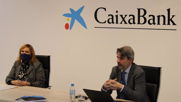 ep la responsable del centro de conocimiento e innovacion de caixabank dualiza monica moso y el