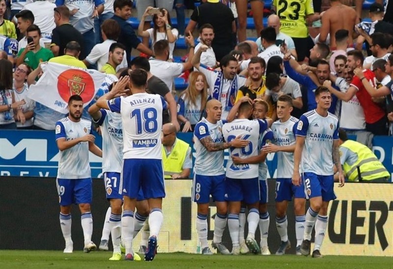 ep los jugadores del real zaragoza celebran un gol