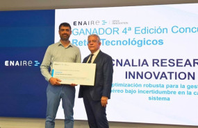 ep luis viso dominguez recogio el premio a tecnalia research innovation durante la cuarta edicion