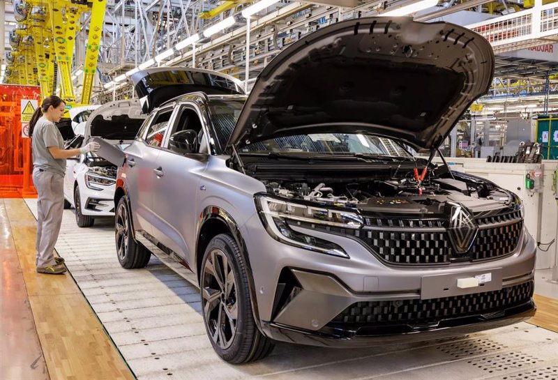 El sector manufacturero de EEUU se contrae en junio por tercer mes consecutivo