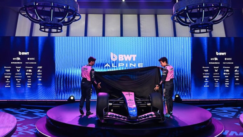 MSC Cruceros y Alpine oficializan su alianza con la primera presentación de un F1 a bordo de un barco | MSC CRUCEROS ep msc cruceros y alpine oficializan su alianza con la primera presentacion de un f1 a bordo de un