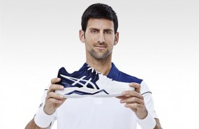 ep novak djokovicla nueva zapatillaasics