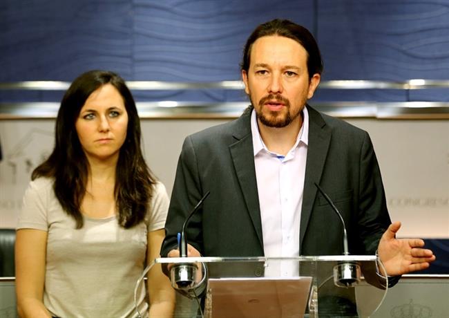 Pablo Iglesias e Ione Belarra presentan una proposición de Ley sobre pobreza. | EUROPA PRESS ep pablo iglesias e ione belarra presentanproposicionleypobreza 20171006124602