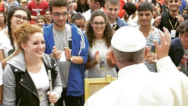 ep papa franciscoun grupojovenesuna audiencia