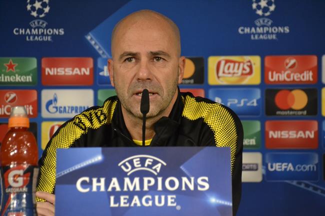 Peter Bosz, entrenador del Borussia Dortmund | EUROPA PRESS ep peter bosz entrenadorborussia dortmund