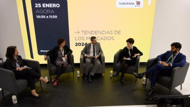 ep presentacion coloquio del foro de nuevas tendencias de mercados emisores que se celebro en la