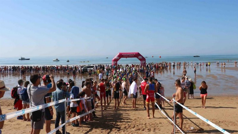 ep prueba de natacion en punta umbria en una competicion de triatlon ep prueba de natacion en punta umbria en una competicion de triatlon
