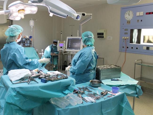 Quirófano. Operación rodilla | HOSPITAL RUBER INTERNACIONAL ep quirofano operacion rodilla