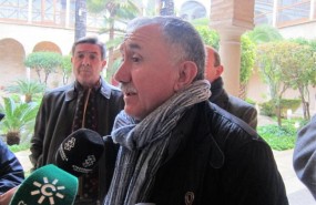 ep secretario generalugt josep maria alvarez atiendelos peridistas