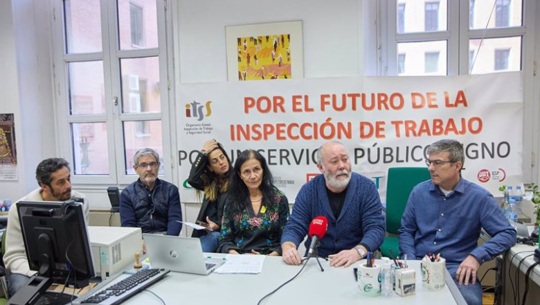 ep sindicatos de la inspeccion de trabajo y seguridad social durante la rueda de prensa de este ep sindicatos de la inspeccion de trabajo y seguridad social durante la rueda de prensa de este