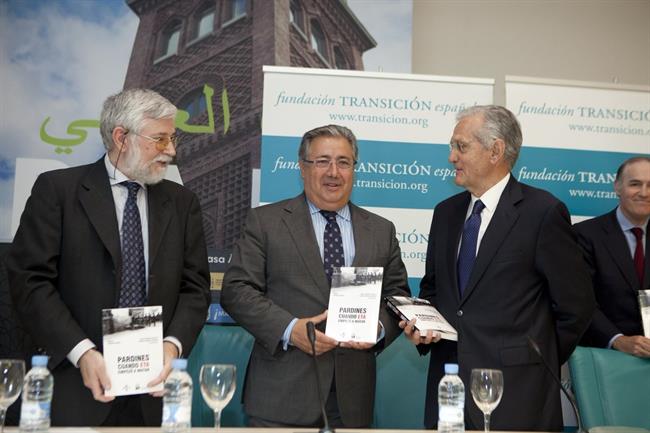 Zoido, en la presentación del libro 'Pardines: Cuando ETA comenzó a matar' | TWITTER MINISTRO DEL INTERIOR ep zoido enpresentacionlibro pardines cuando eta comenzo a matar