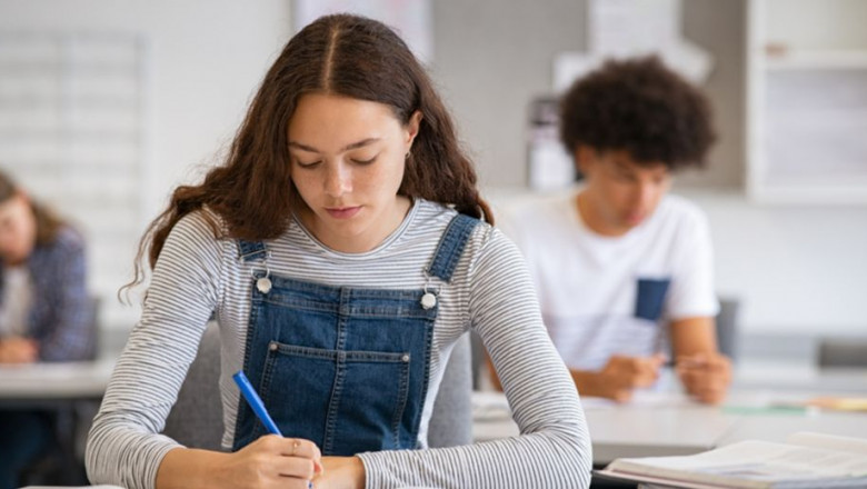 1635153793 estudiante