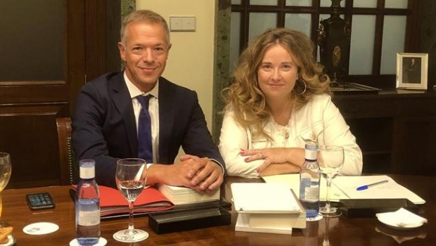 ep ander gil portavozpsoesenado y cristina ayala portavoz adjunta pp