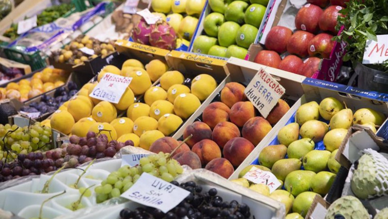 ep archivo detalle de un puesto de frutas en el mercado de abastos ep archivo detalle de un puesto de frutas en el mercado de abastos