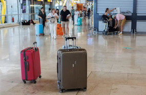 ep archivo   maletas en la terminal t4 del aeropuerto adolfo suarez madrid barajas a 12 de julio de